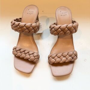 Women's Tan Braided Sandals